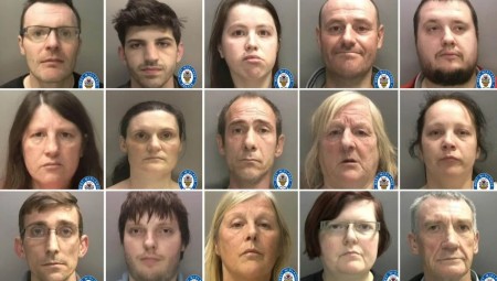 إدانة 21 شخص أبيض بالاعتداء الجنسي على أطفال مما يدحض ادعاءات وزيرة الداخلية  ضد الباكستانيين