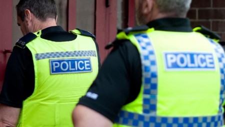 اعتقال 6 مراهقين بسبب انخراطهم في أعمال شغب خلال مباريات الدوري الممتاز