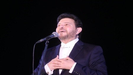 هاني شاكر يتعرض للاحتيال بعد فرار متعهد حفله الأخير في البحرين.. والسلطات تحقق