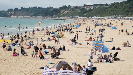 الأرصاد الجوية البريطانية: البلاد تستقبل موجة حارة من البحر الأبيض المتوسط