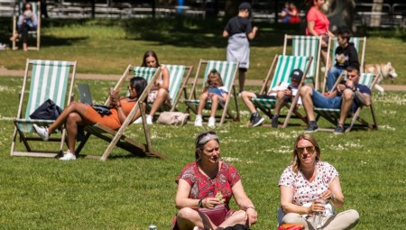 الأرصاد الجوية: بريطانيا تشهد الأسبوع الأكثر سخونة في العام