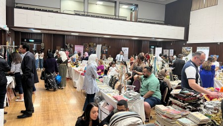 بالفيديو: جولة في بازار الفن والتراث الثالث في لندن