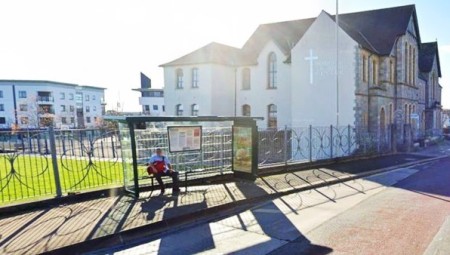 بريطانية تنزع حجاب شابة مسلمة في محطة حافلات