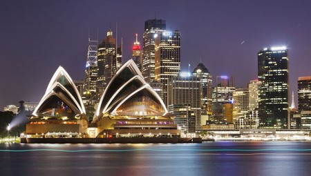 أستراليا تفتح حدودها بعد عامين من إغلاقها للحد من كوفيد