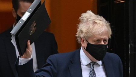 جونسون لم يوضح ما إن كان سيستقيل إذا ثبت خرقه لقوانين الإغلاق