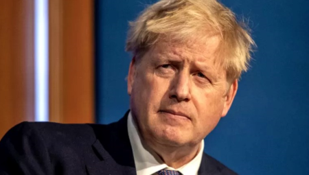 في ذكرى الهجوم الإرهابي بلندن.. جونسون يعبر عن تضامنه مع عائلات ضحايا المسلمين