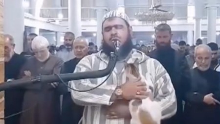 تعليقات مثيرة للدهشة على مشهد القطة والإمام في صفحة سي إن إن إن الأميركية