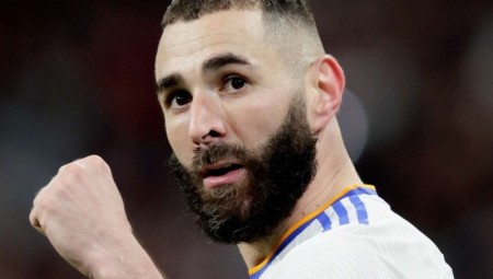 عاجل .. بنزيمة يرحل عن ريال مدريد