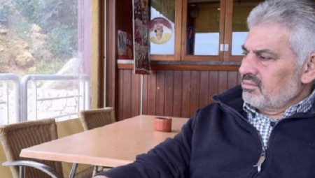 الصحفي والكاتب الفلسطيني علي الصالح المقيم بلندن في ذمة الله