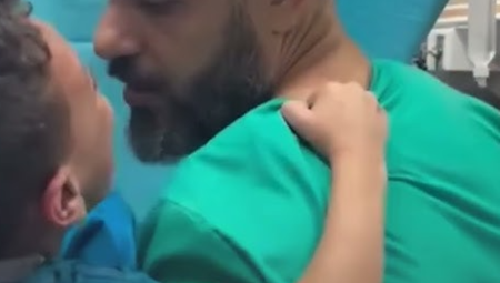 طبيب بريطاني من أصول فلسطينية: الأطباء في قطاع غزة ”أبطال حقيقيون