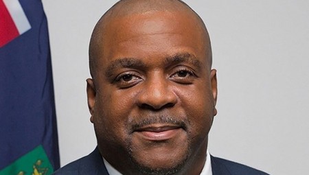 لندن مستاءة بعد توقيف رئيس حكومة الجزر العذراء البريطانية بتهمة تهريب مخدرات