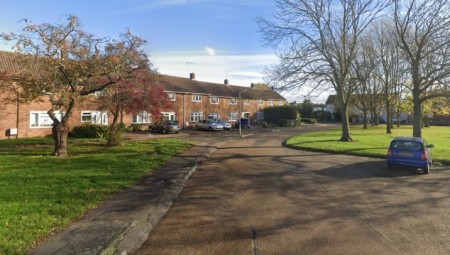 بريطانيا… سائق سيارة فان يحاول اختطاف طفلة بالقرب من مدرسة ابتدائية