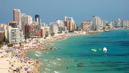 مجلس السياحة الإسباني في بريطانيا: القواعد المتعلقة بالحد الأدنى للإنفاق اليومي ليست جديدة