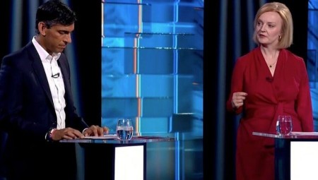 يوغوف تعلن عن المرشح الأقرب لرئاسة الوزارة البريطانية