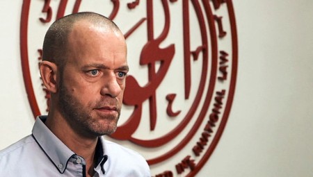 فرنسا تدين طرد إسرائيل المحامي الفرنسي الفلسطيني صلاح الحموري