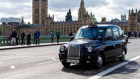 نقابة سائقي قطارات بريطانيا تحذر من المزيد من الإضرابات