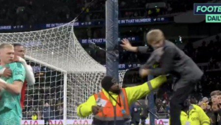 توجيه تهمة لمشجع بعد اعتدائه على حارس أرسنال رامسدايل