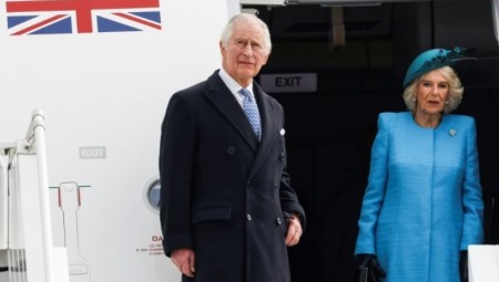 تشارلز الثالث في برلين .. أول زيارة دولة للخارج منذ اعتلائه عرش بريطانيا