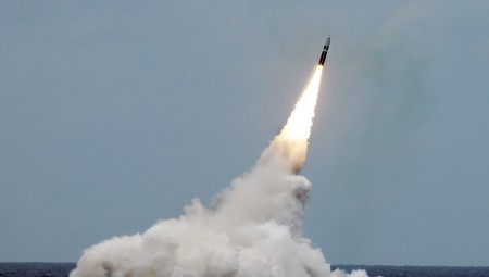 نائب محافظ يكشف عن موعد محتمل لاستخدام السلاح النووي