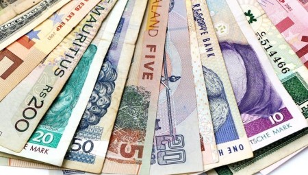 هذه أسوأ العملات أداء حول العالم والجنيه الإسترليني ضمن القائمة