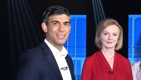 ساعات تفصل البريطانيين عن إعلان الفائز بانتخابات حزب المحافظين ورئاسة الوزراء