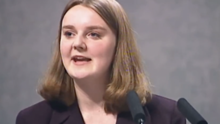 (فيديو) قبل 28 عاما.. ليز تراس طالبت بإلغاء الملكية الدستورية