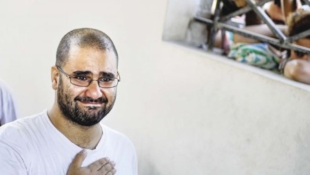 لندن تقول إنها تعمل بجهد لإطلاق السجين السياسي المصري علاء عبد الفتاح