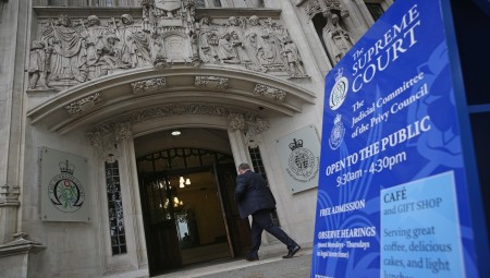 المحكمة العليا البريطانية تنظر في طلب اسكتلندا تنظيم استفتاء حول الاستقلال