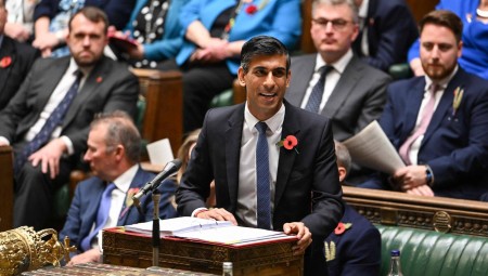 فيديو مضحك: سوناك نسي أنه رئيس وزراء وبقي جالسا في مجلس العموم