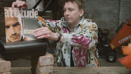 دفيد بيكهام مسؤول عن تمزيق 10 آلاف جنيه إسترليني.. فما الحكاية؟