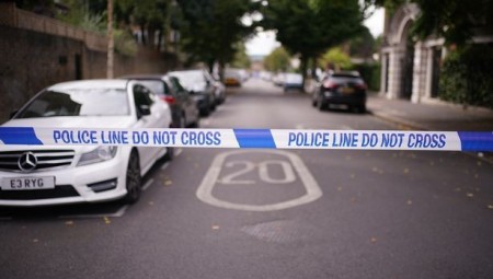 مقتل مراهقين على بعد ميل من بعضهما البعض في حادثة طعن والشرطة تحقق