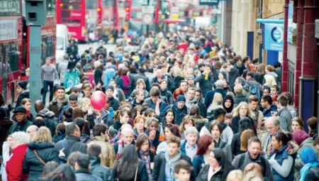 لأول مرة... أقل من نصف سكان إنجلترا وويلز مسيحيون والمسلمين في ازدياد