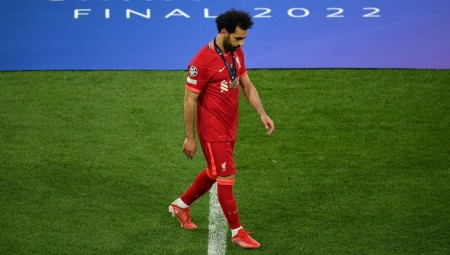 لندن تطالب الاتحاد الأوروبي لكرة القدم بتحقيق رسمي في أحداث شغب نهائي أبطال أوروبا