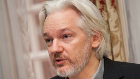 لندن توافق على طلب تسليم جوليان أسانج إلى الولايات المتحدة