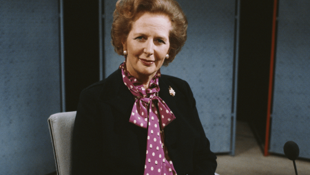 مارغريت تاتشر تلقي بظلالها على السباق الى داونينغ ستريت