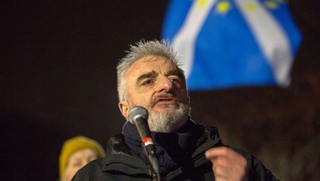 (فيديو) نائب اسكتلندي يطالب بتصعيد الضغط الدبلوماسي ضد إسرائيل لوقف جرائم الفصل العنصري