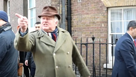 شرطة بريطانيا تحقق بشأن انتهاكات عنصرية من قبل برلماني بريطاني ضد ناشط حقوقي بحريني