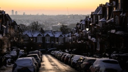 ما هي توقعات الطقس ليوم عيد الميلاد في بريطانيا.. وأي المناطق ستشهد تساقطاً للثلوج؟