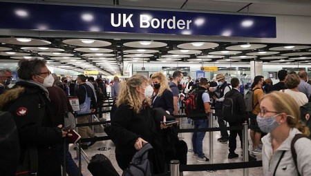 السفر في بريطانيا وسط إضرابات قوة الحدود في المطارات... إليك كل ما تود معرفته
