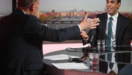 (فيديو) آندرو مار يفحم ريشي سوناك بسؤاله: أعطني ميزة واحدة للخروج من الاتحاد الأوروبي