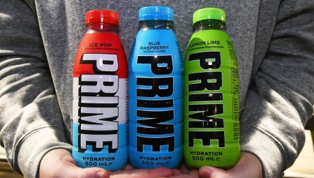 (فيديو) سلسلة آلدي تعتذر عن فوضى التدافع في متاجرها بسبب مشروب طاقة