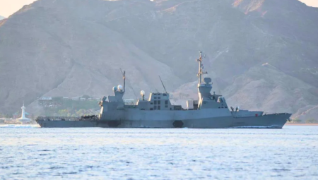 لندن تحذر من ضرب الحوثيين مجددا إذا تكررت الهجمات في البحر الأحمر