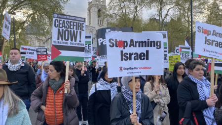 منظمات حقوقية تصعد ضد الحكومة البريطانية وتساند فلسطين