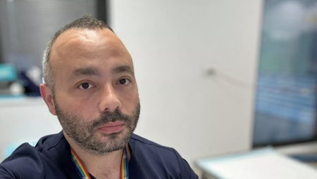 موجة انسحاب أطباء NHS نحو أستراليا تثير جدلاً واسعًا في بريطانيا.. إليك التفاصيل