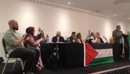 مهرجان في لندن للدفاع عن الحق في التظاهر تضامنا مع فلسطين وضد الحرب على غزة