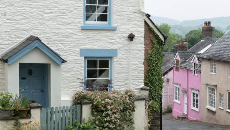 تراجع أسعار المنازل البريطانية مع ارتباك السوق بتداعيات صراع الشرق الأوسط