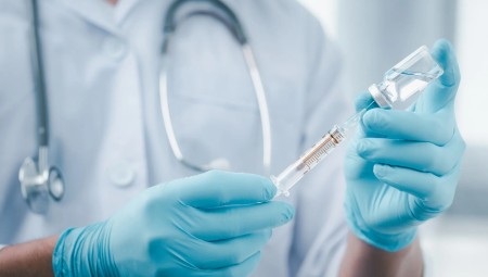 هيئة NHS تناشد المواطنين للحصول على لقاح الفيروس المخلوي التنفسي