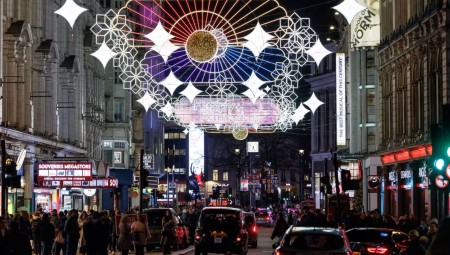 أضواء رمضان تزين ميدان بيكاديللي في لندن: احتفالات مبهرة بمناسبة الشهر الكريم