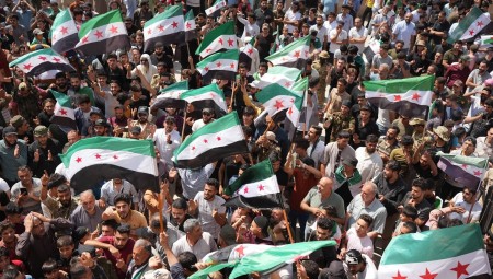عريضة تطالب بإزالة كل العقوبات الدولية عن سوريا