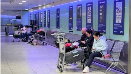 شركات الطيران تتوعد مطار هيثرو بالقضاء بعد إلغاء 1350 رحلة!